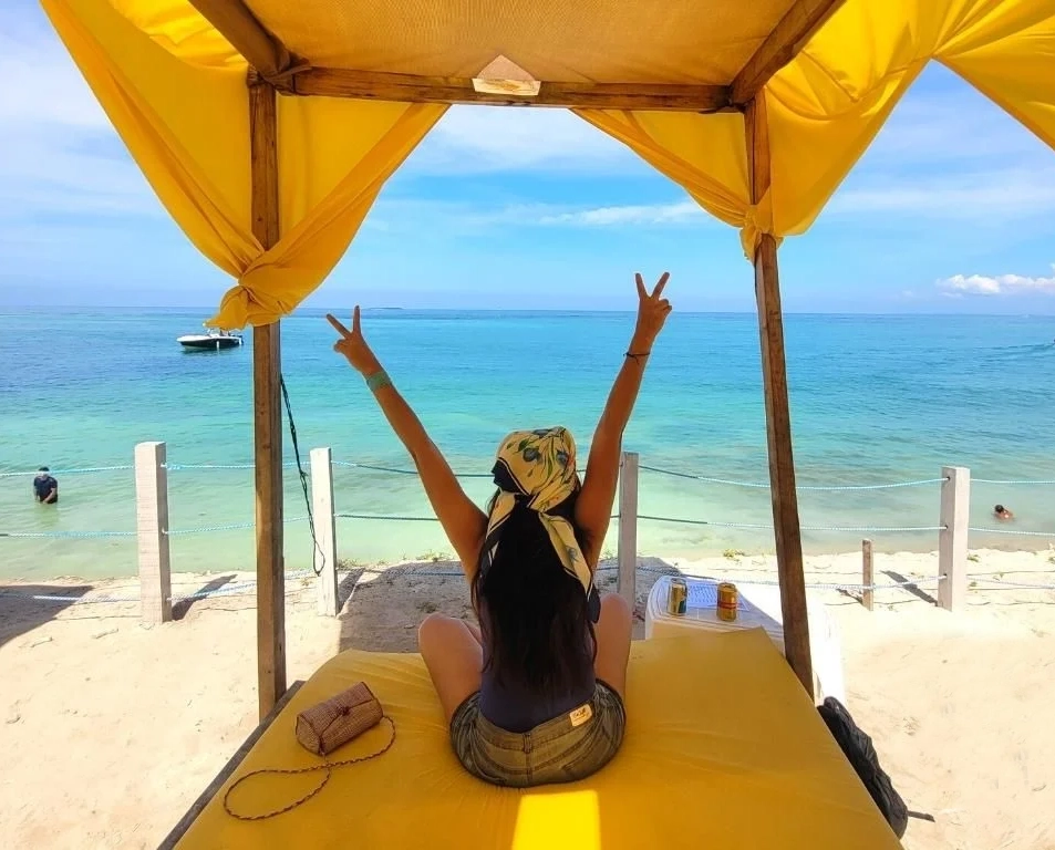 sol y papaya beach in isla grande rosario islands cartagena colombia eastern caribebean coast